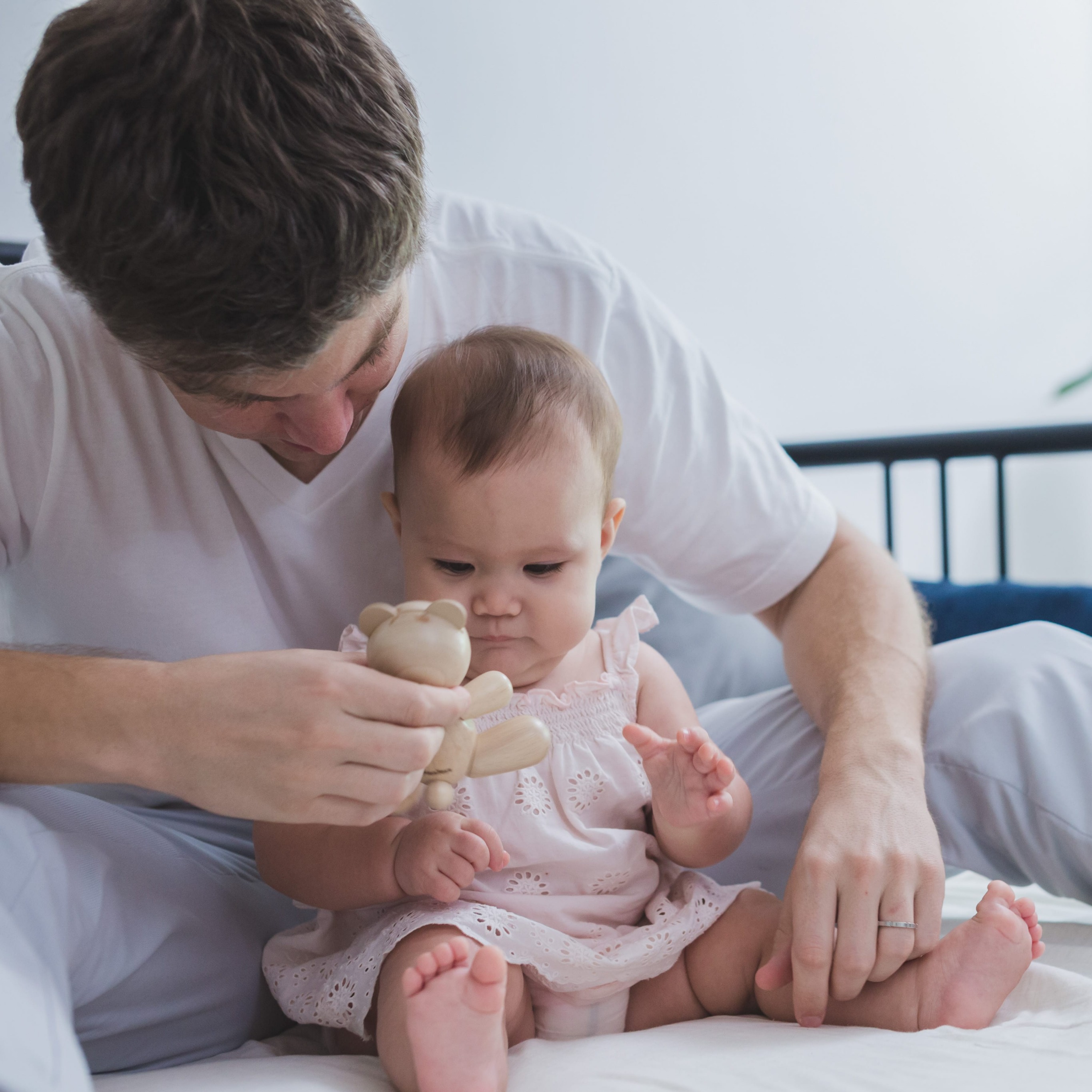 Plan Toys Drewniany Miś Edukacyjny 1+