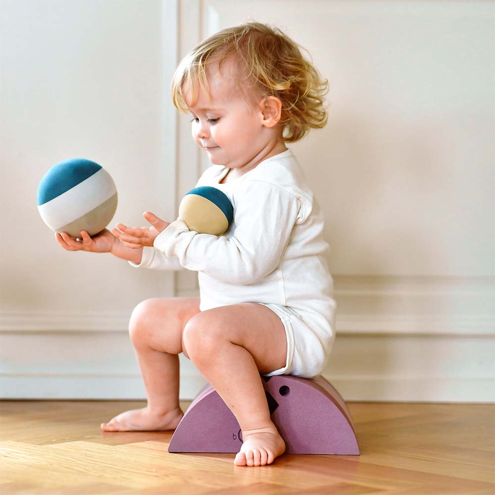 Kurczak zabawka sensoryczna Vintage Rose | bObles