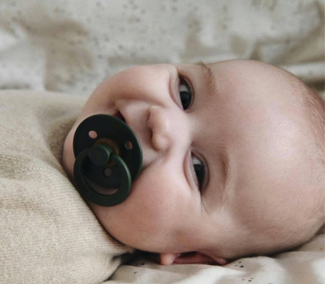 Bibs, Tiffany M Smoczek Uspokajający kauczuk Hevea