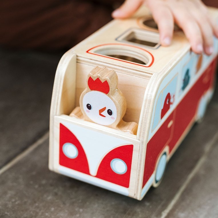 Lilliputiens Drewniany Autobus-Sorter z Kurczaczkami 12m+