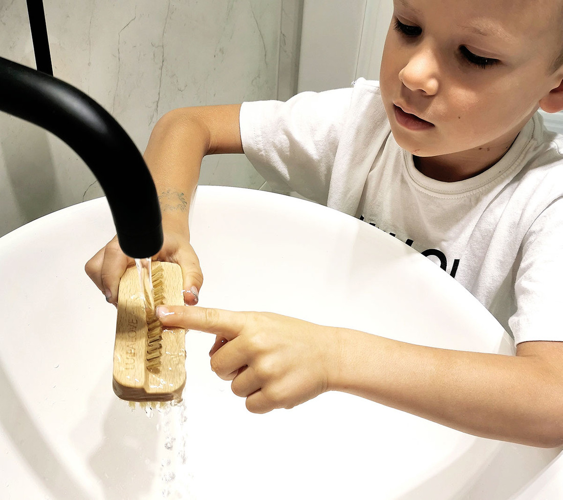 Lullalove Szczoteczka do paznokci naturalna dla dzieci i dorosłych