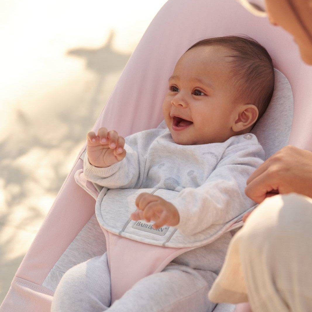 BabyBjorn Leżaczek Balance Soft Cotton Jasny Różowy/Szary 0-24m