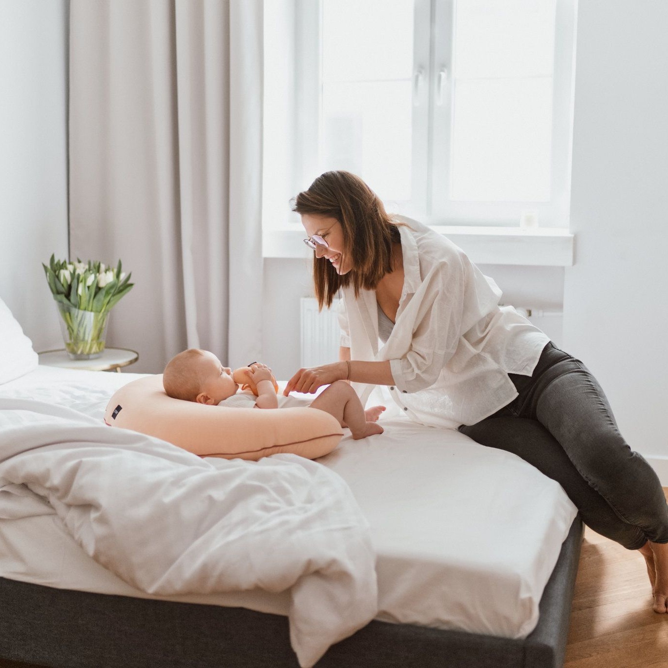 Poofi Poduszka do karmienia Organic morela 0+