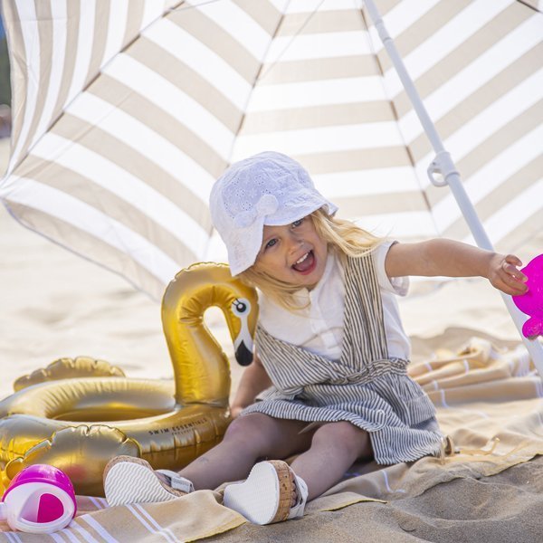 The Swim Essentials Dmuchany Łabędź Złoty 120cm 3+