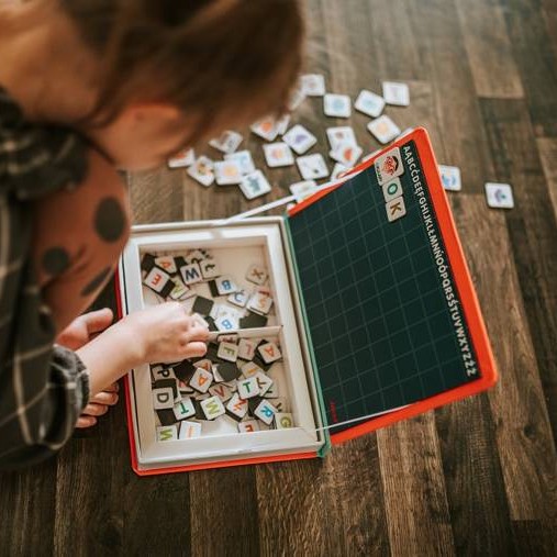Janod, Magnetyczna układanka Polski Alfabet Magnetibook