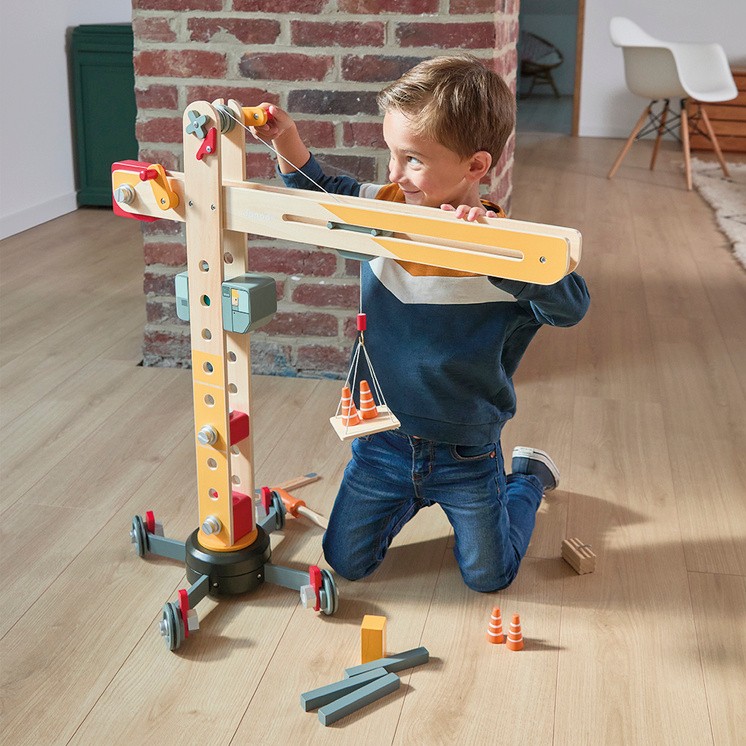 Janod Drewniany Dźwig Budowlany z Narzędziami 3+