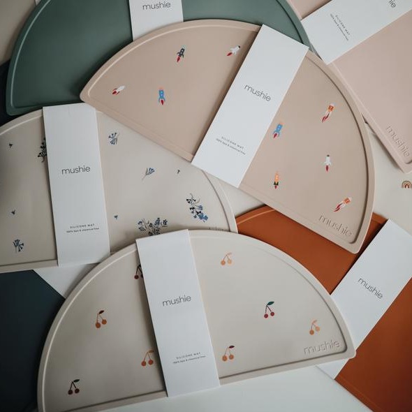 Mushie Podkładka Silikonowa Retro Cars