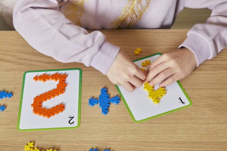 Plus-Plus Mini Mix 600 szt. Klocki z Kartami Pracy 5+