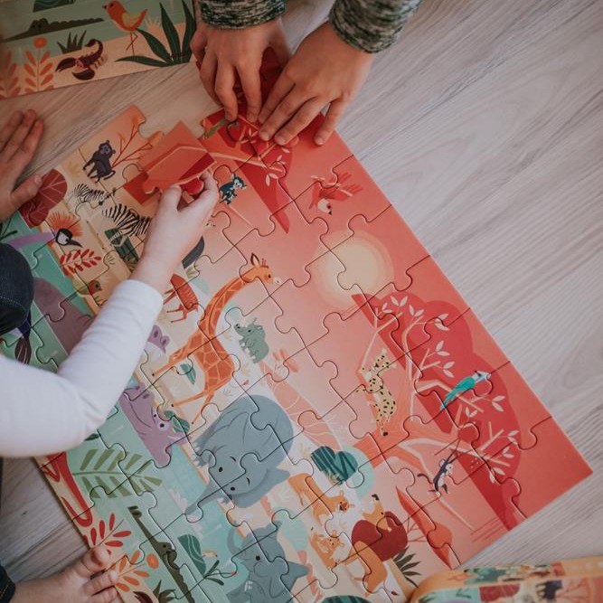 Janod Puzzle w walizce Rezerwat zwierząt 54el 4+