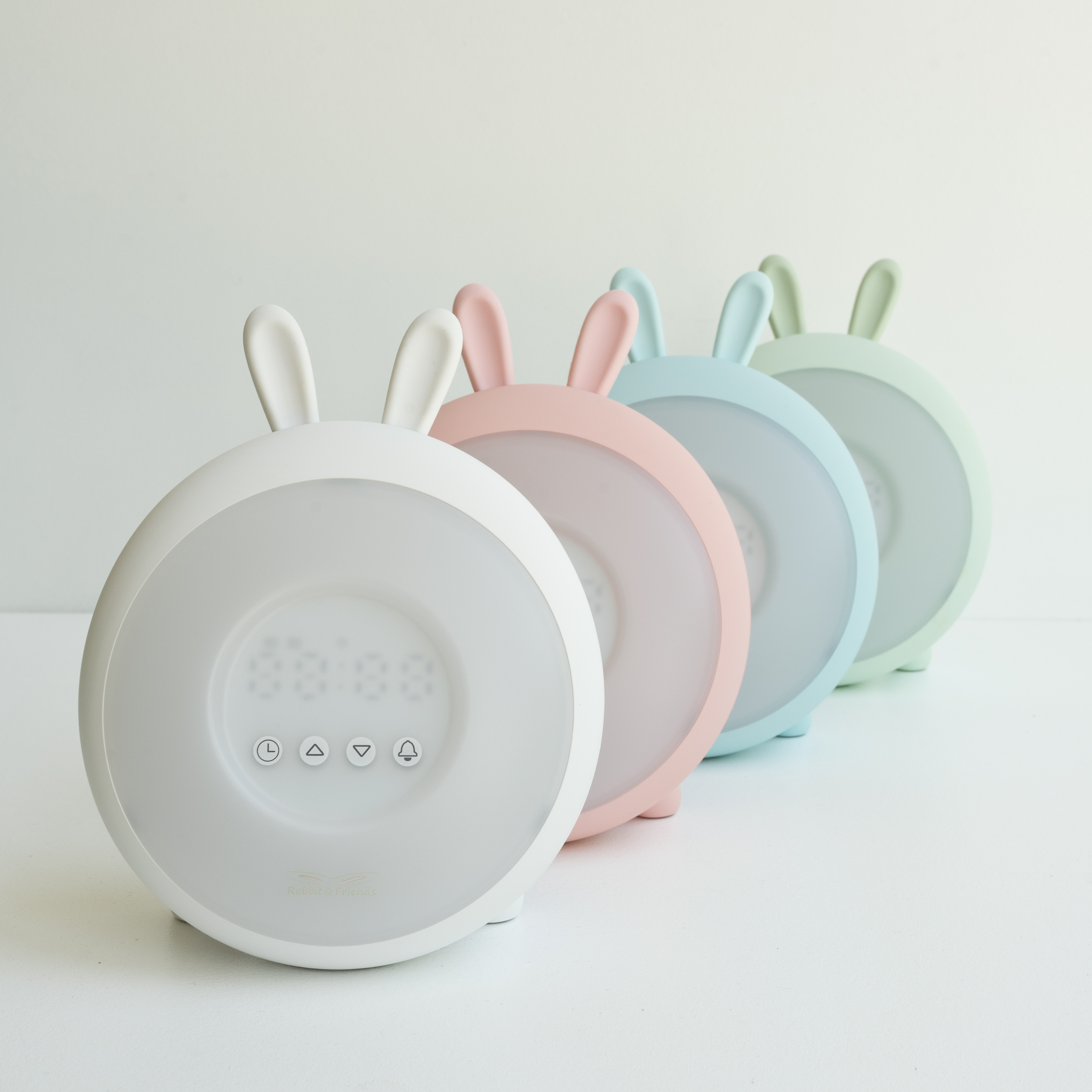 Lampka budząca Królik różowy Rabbit&Friends 3+ | Fabryka Wafelków