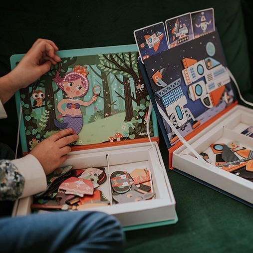 Janod Magnetyczna układanka Świat baśni Magnetibook 3-8 lat