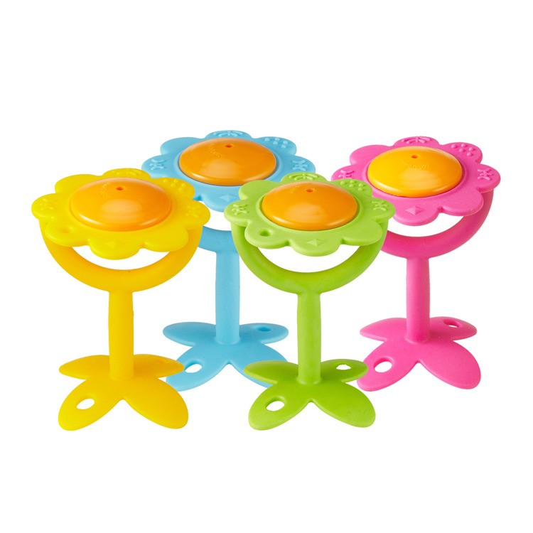 InnoBaby Gryzaczek Grzechotka Kwiatek Zielony 0+