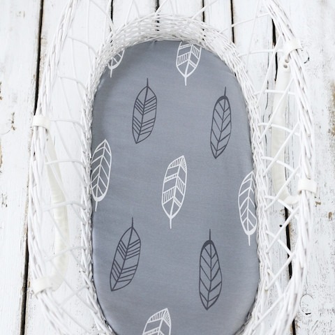 Sleepee Prześcieradło do gondoli We Care 2-pak 0+ Grey/Piórka