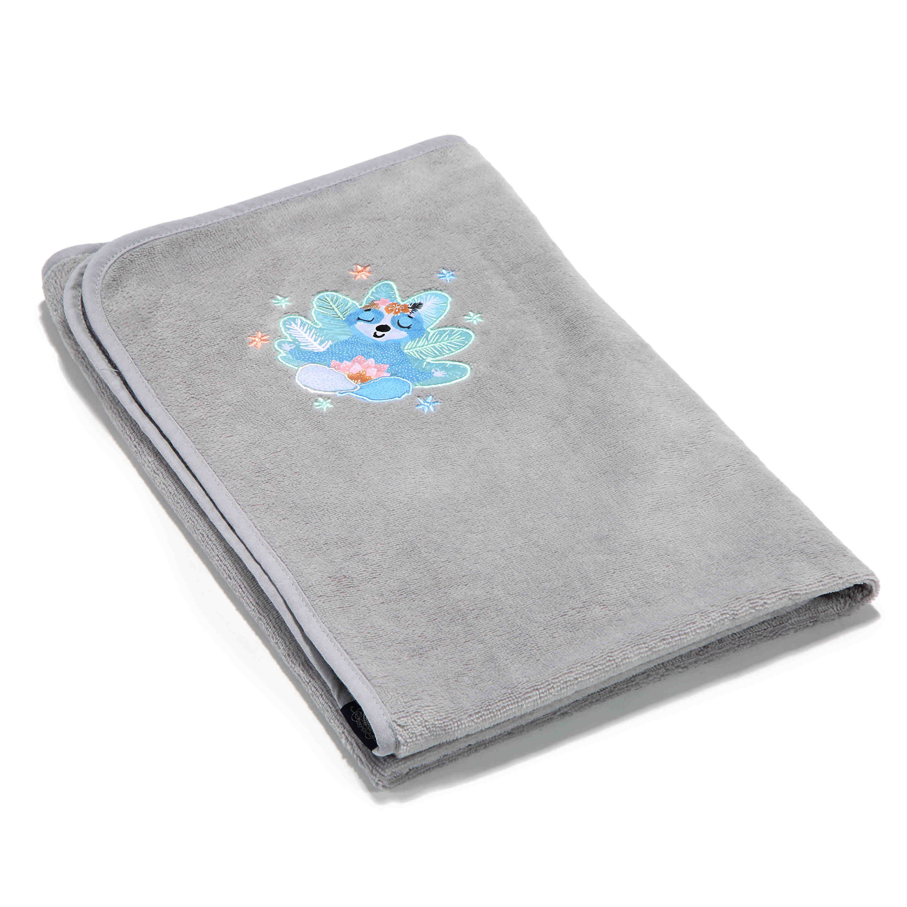 La Millou Ręcznik Bamboo Soft Newborn Grey Yoga Candy Sloth Blue 85x85cm