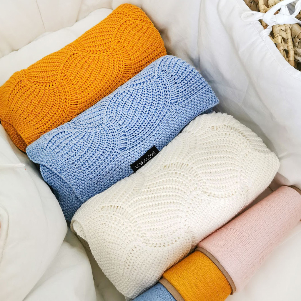 Lullalove Kocyk Muszelka Całoroczny Błękitny 80x100cm