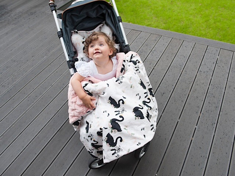 La Millou Poduszka Aniołek Velvet Hello World Royal Navy