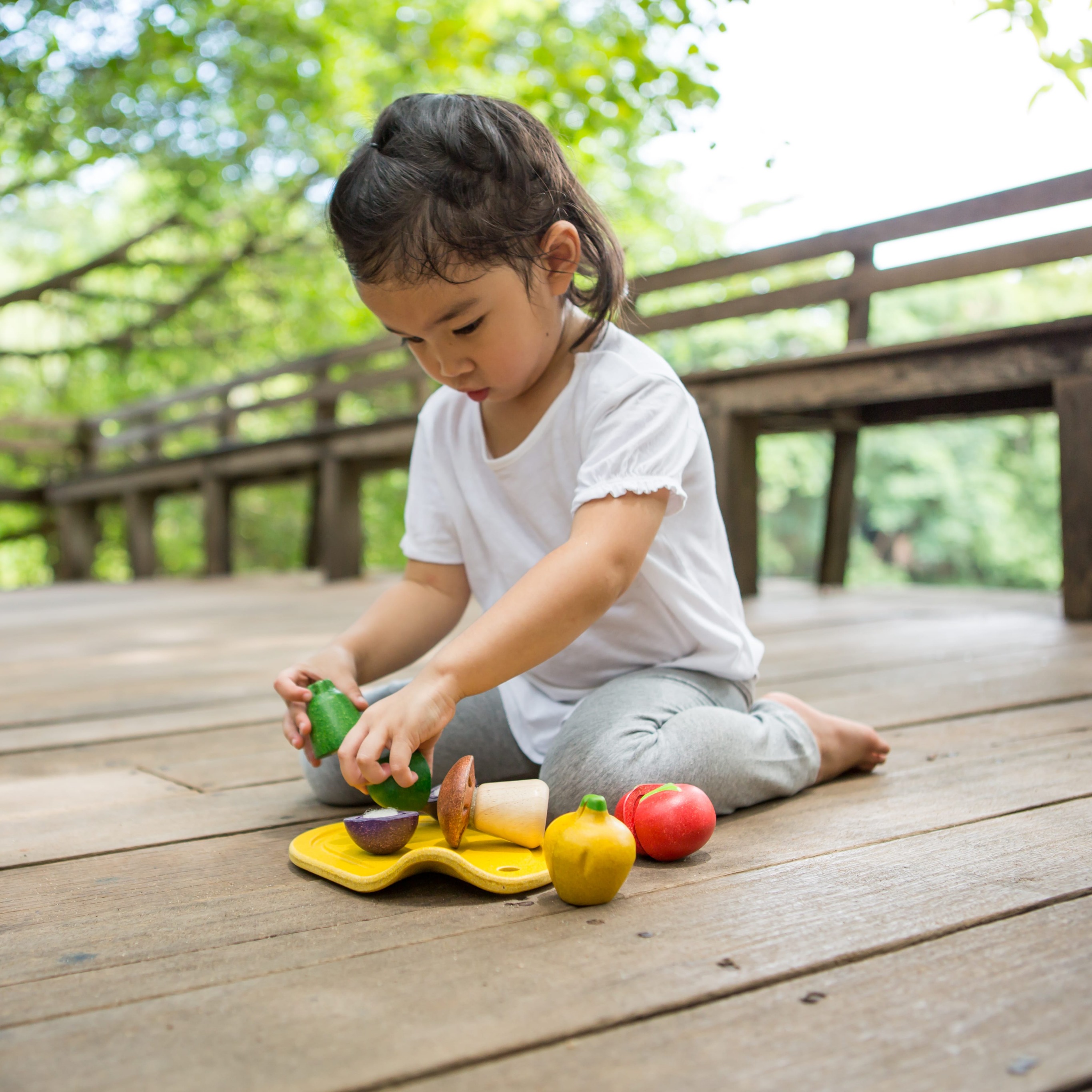 Plan Toys, Warzywa z deską do krojenia