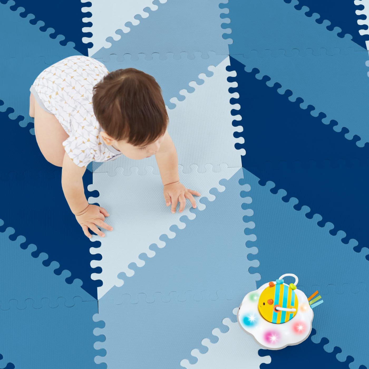 Skip Hop Mata piankowa Playspot Blue Ombre 10m+