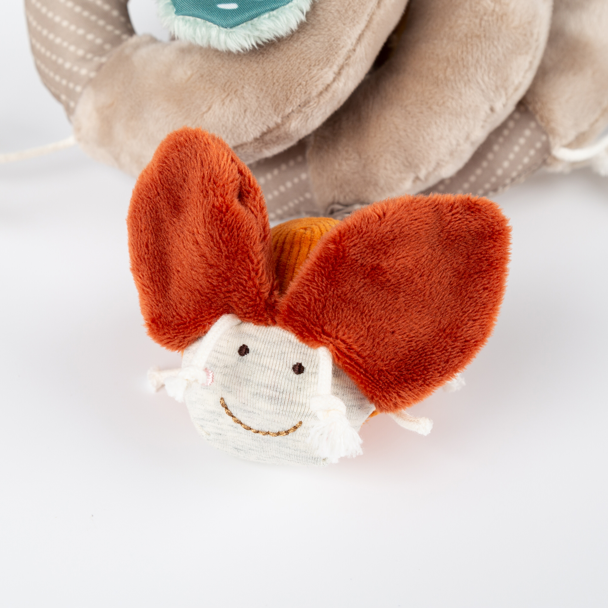 Zabawka rozwojowa Spirala Motyle – grzechotka, lusterko i gryzak 45 cm – sigikid