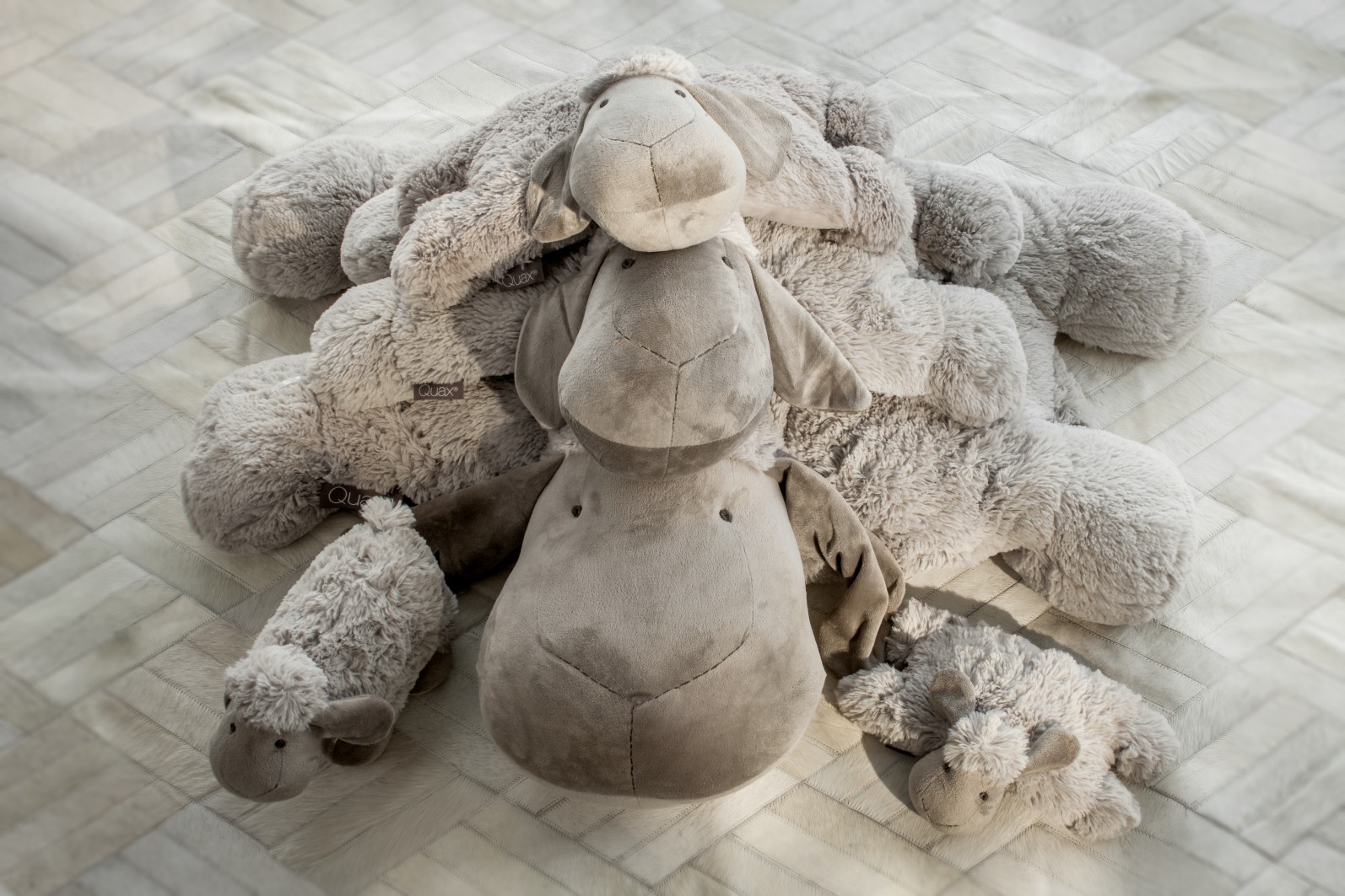 Quax Owca Lena Mini Przytulanka Mata 0+