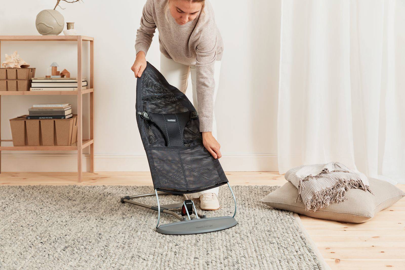 BABYBJÖRN Leżaczek Bliss Mesh Antracyt 0+m