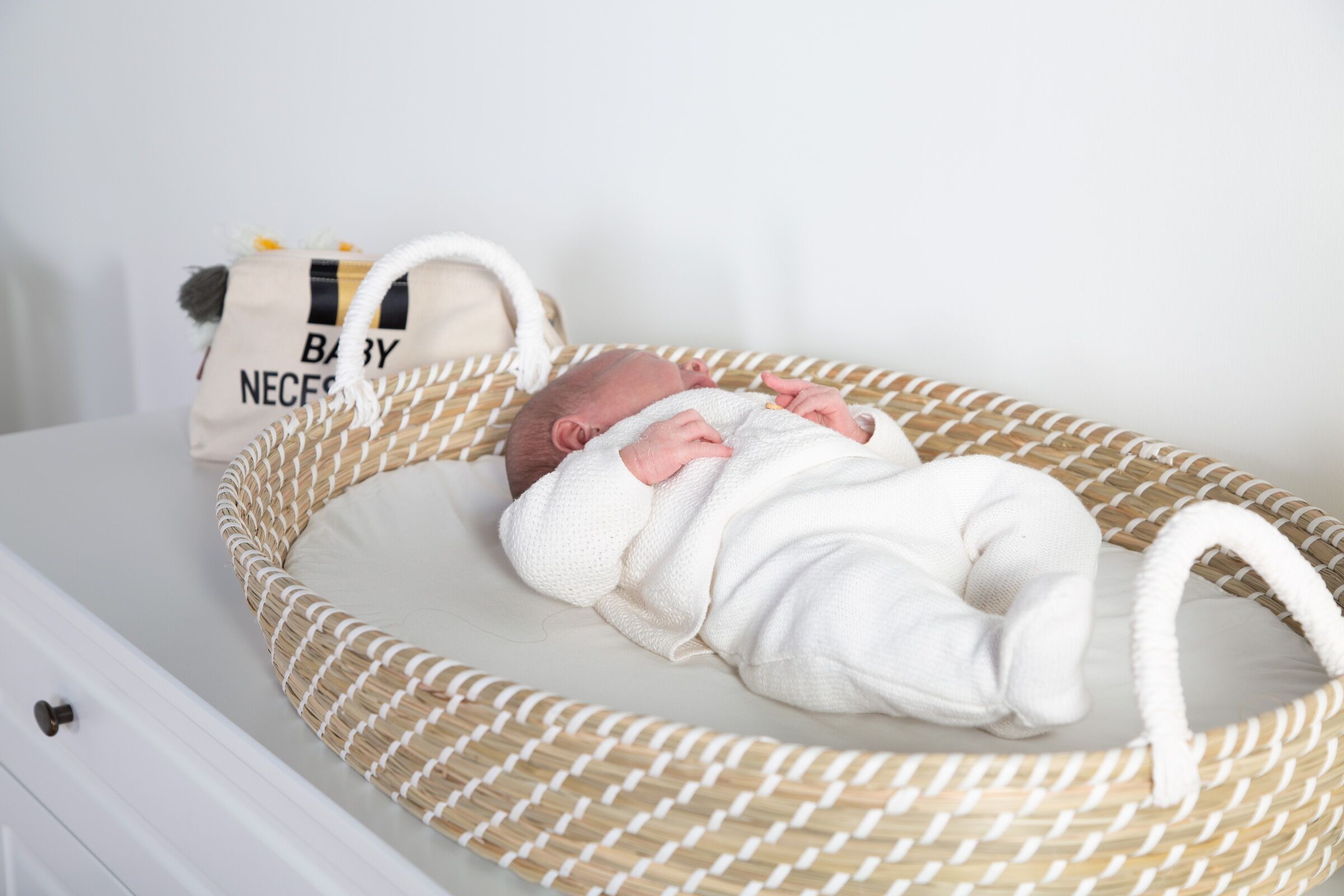 Kosz do przewijania Childhome z materacykiem 73x50cm