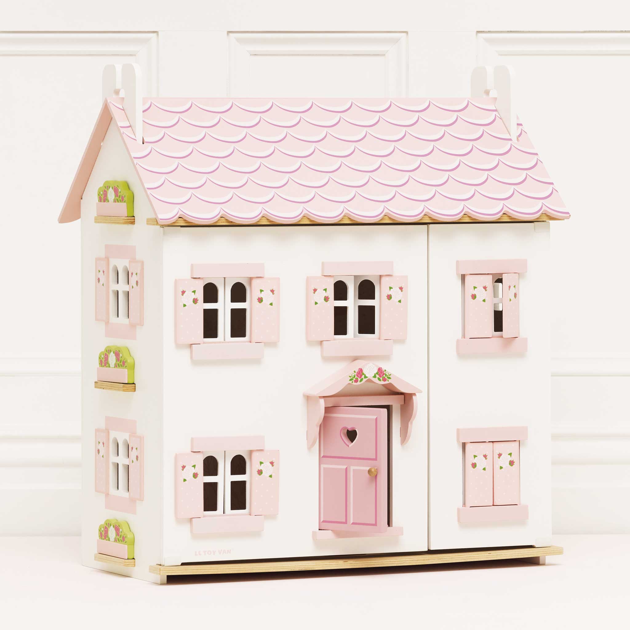 Le Toy Van – Domek dla lalek Sophie FSC z meblami i rodziną lalek – 3+