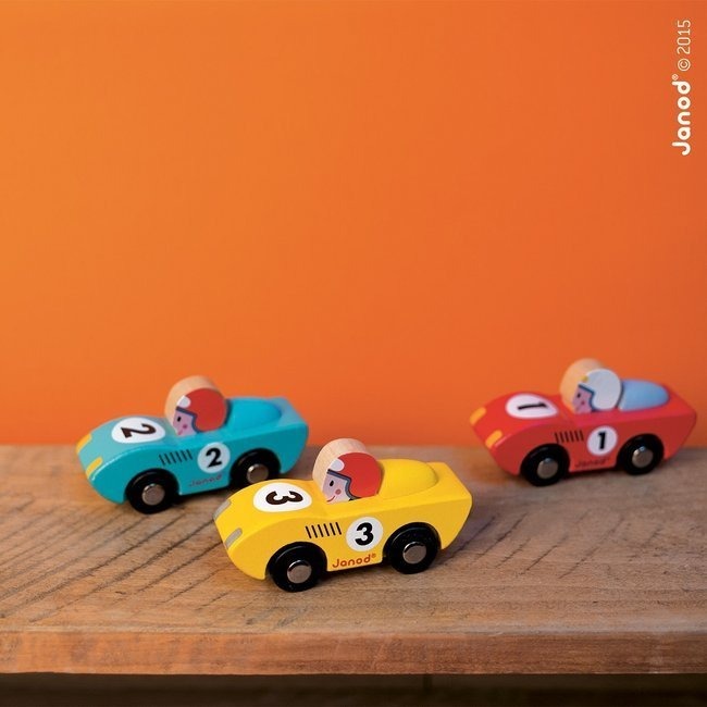 Janod Laweta Drewniana z 4 Samochodzikami 3+