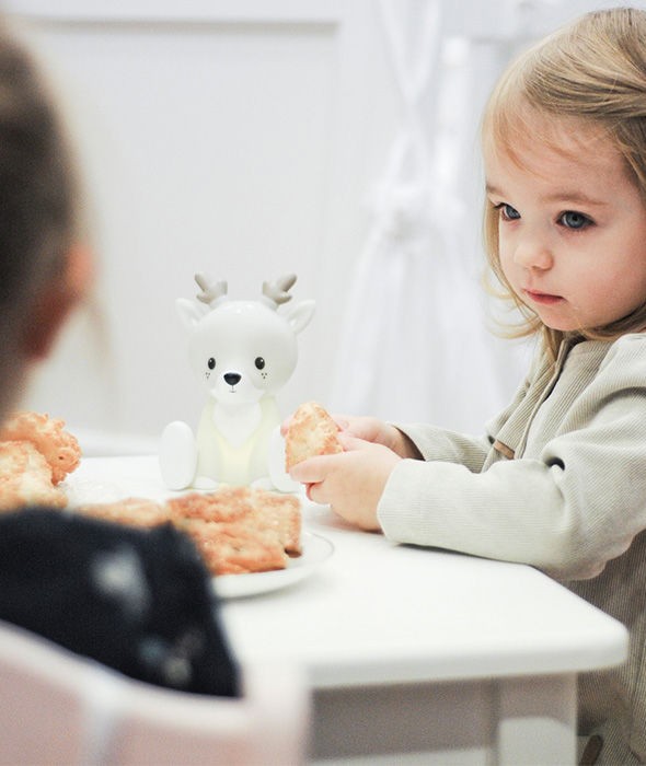 Flow Lampka Nocna LED Jelonek Fabian 3+ | Pokój Dziecięcy