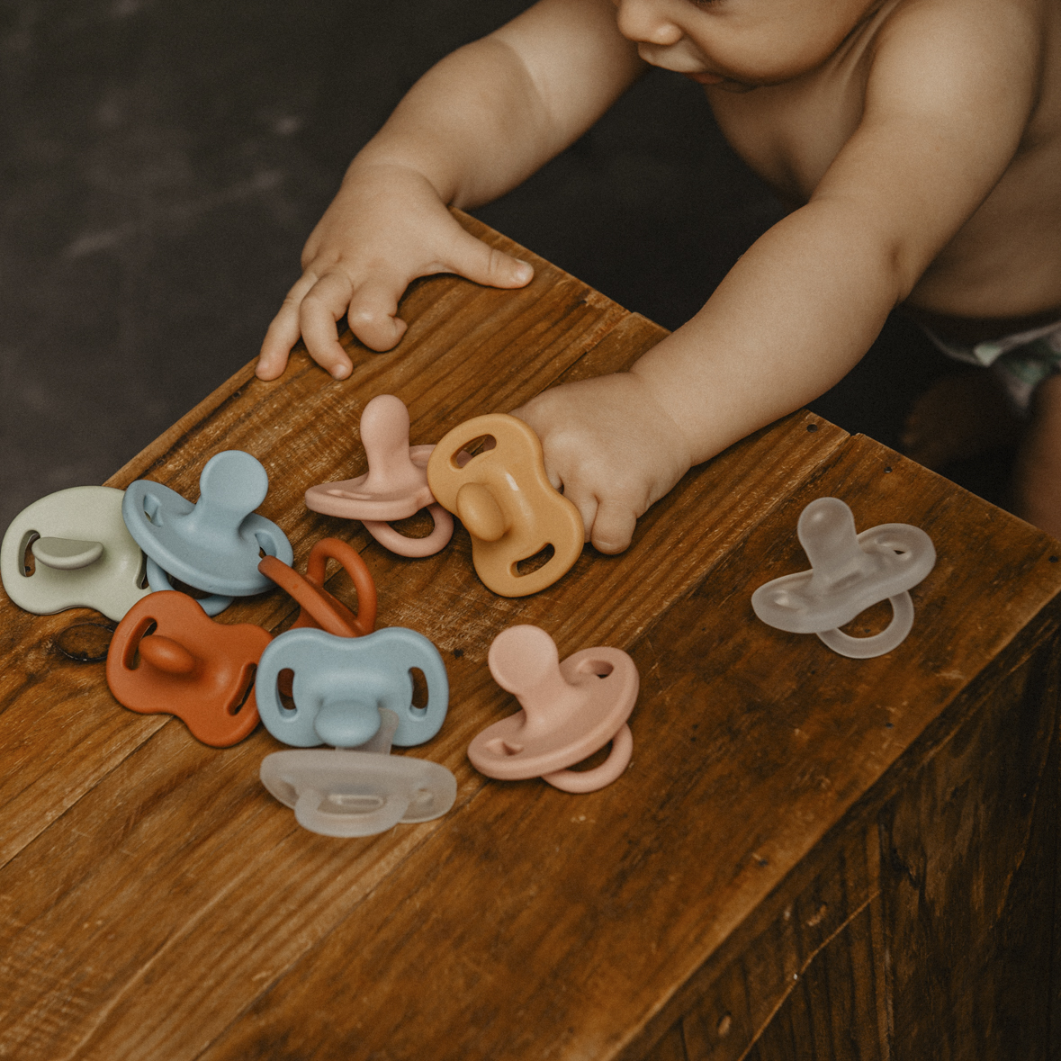 Suavinex, Smoczek 100 % silikonowy fizjologiczny SX Pro  6-18 m  zielony