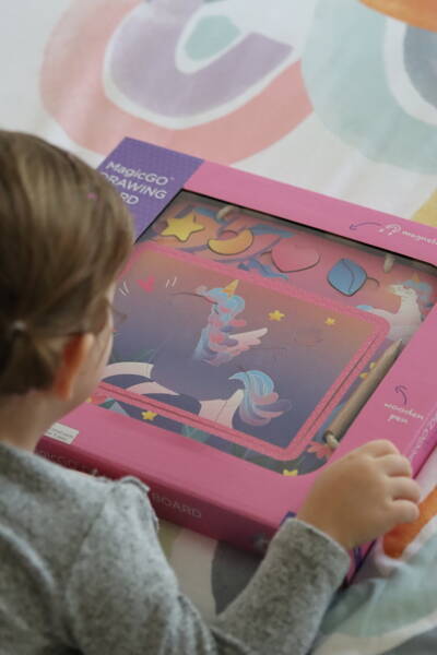 MierEdu Tablica Magnetyczna Znikopis Jednorożce 3+