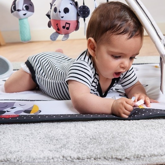 Tiny Love Mata Magiczna Kraina Czarno-Biała 0m+