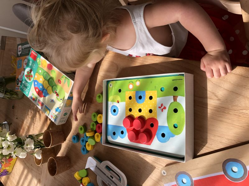 Układanki dla dzieci Kolory Goula