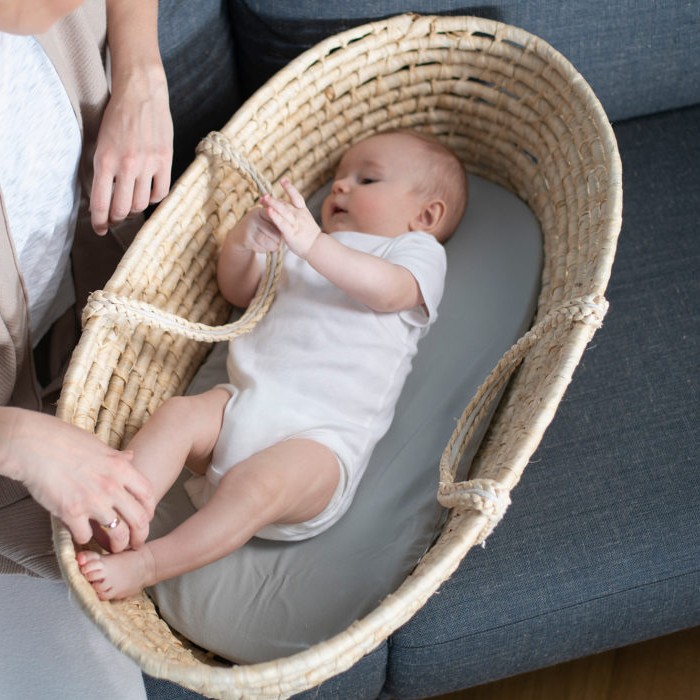 Motherhood Prześcieradło do gondoli szare z gumką 35x75cm