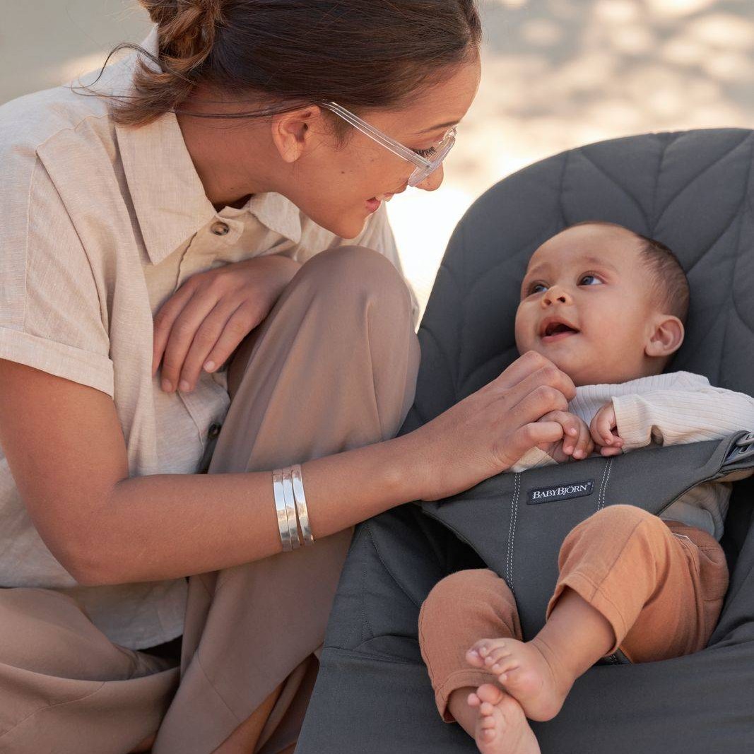 BabyBjorn Leżaczek Bliss Cotton Antracyt 0-2 lata