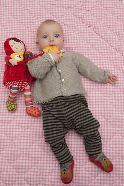 Ebulobo Interaktywny Czerwony Kapturek 12m+