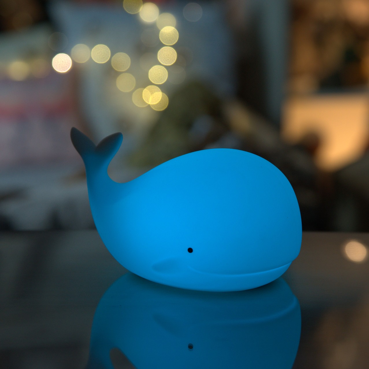 Rabbit&Friends, Lampka Wieloryb z pilotem