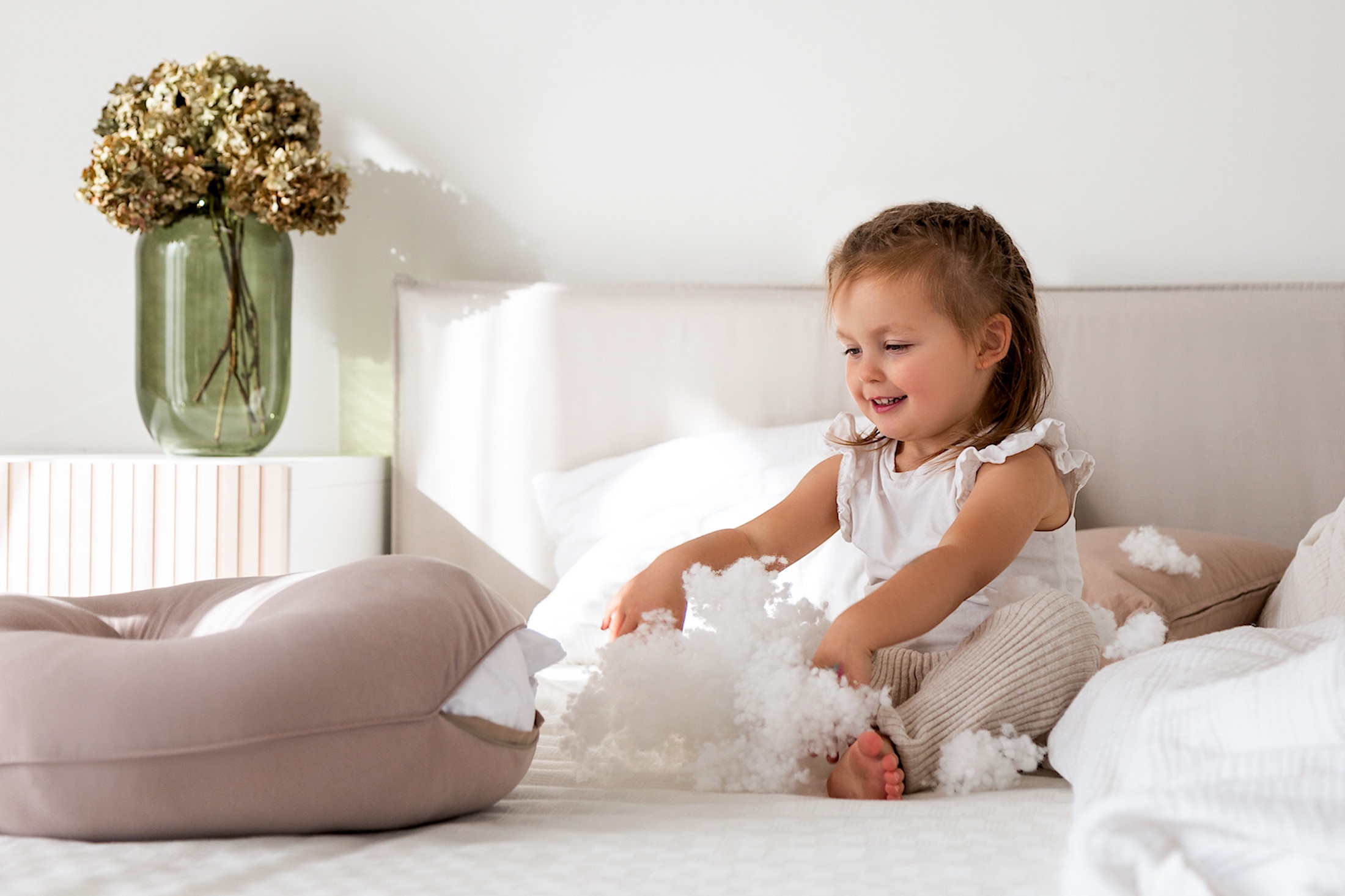 Poofi Poduszka do karmienia Czekolada 3m+