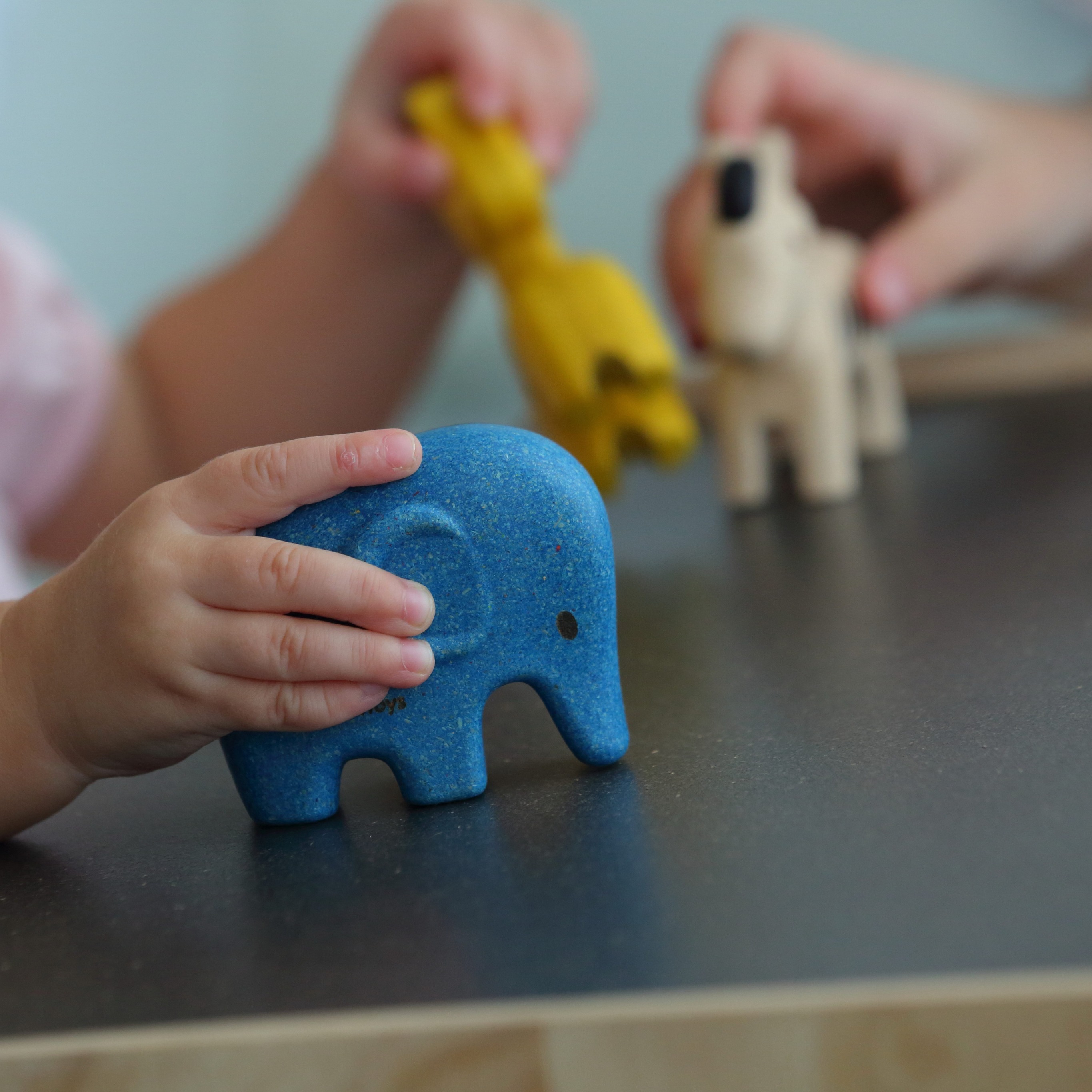 Plan Toys Figurka Zwierzątko Rekin 1+