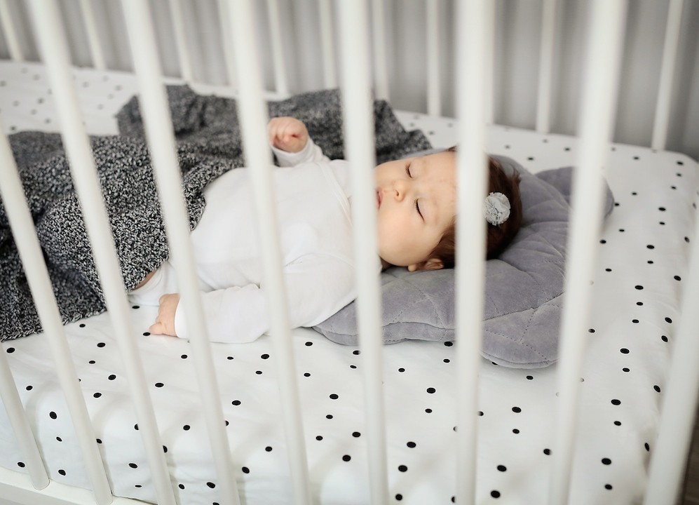 Sleepee Poduszka Miś Welur Royal Baby Denim 30×27