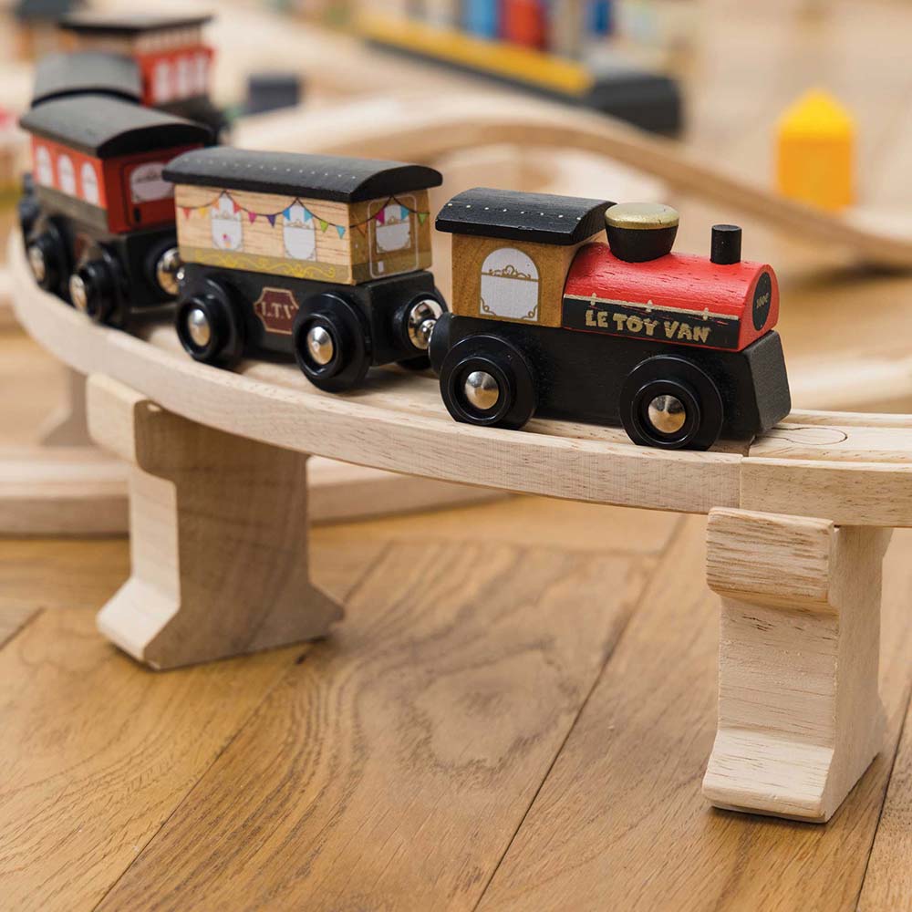 Drewniana kolejka Londyn 120 elementów z torami i pociągiem | Le Toy Van
