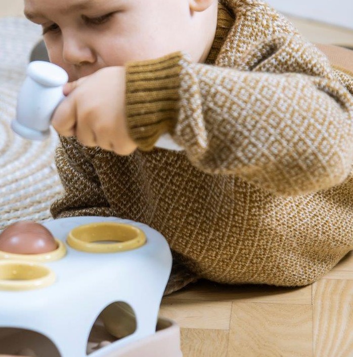 Dantoy Bio Tiny Przebijanka z Kulkami i Młotkiem 10m+