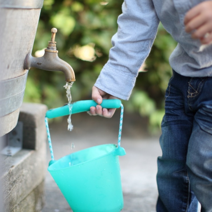 Scrunch, Składane wiaderko do wody i piasku - Petrol