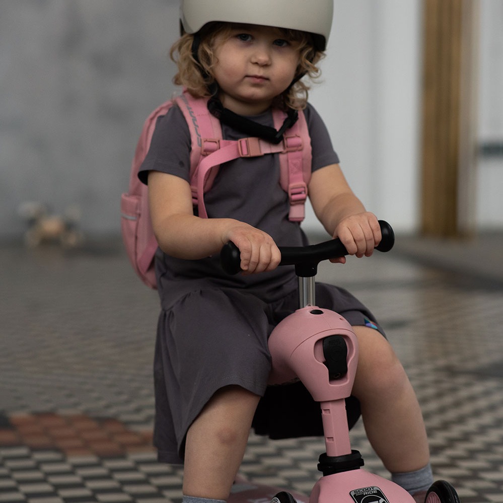 Scootandride Kask S-M Ash 3+