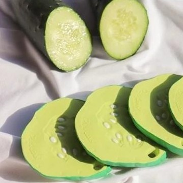 Oli & Carol Gryzak Ogórek Pepino - Naturalny Kauczuk 0+