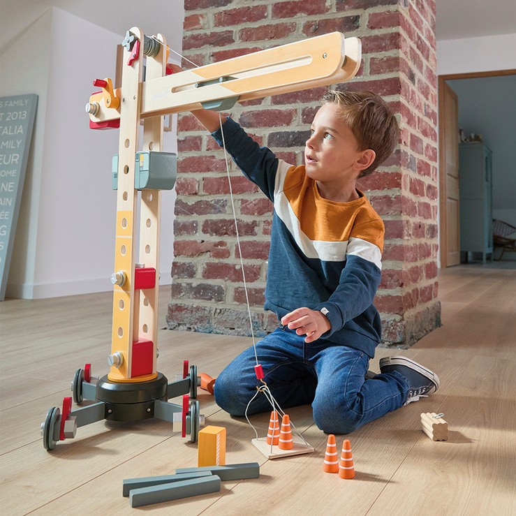 Janod Drewniany Dźwig Budowlany z Narzędziami 3+