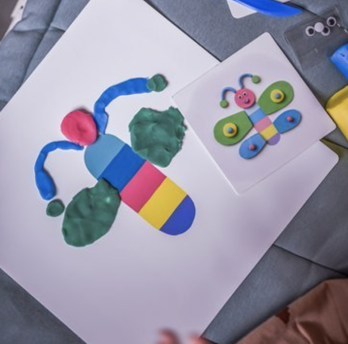 Auzou Zestaw Pastelowa modelina 12 kolorów 3+