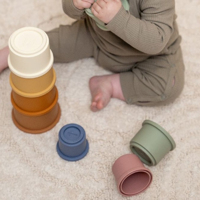 Little Dutch Kubeczki Vintage Stackable Cups 6+m