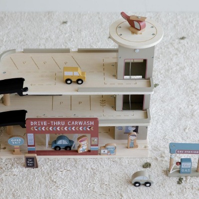 Little Dutch Garaż wielopoziomowy 3+ lat