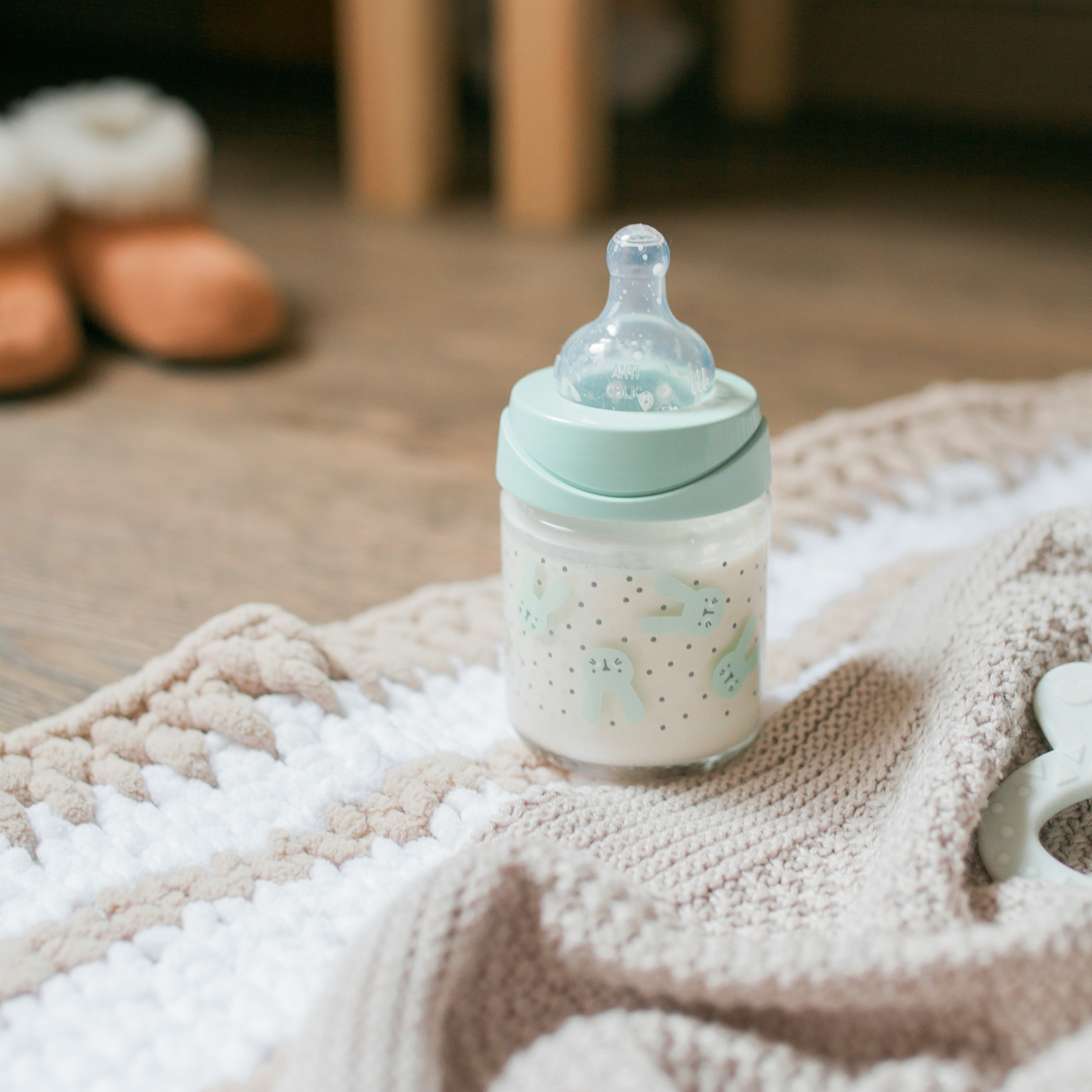 Suavinex Butelka HYGGE 150ml Królik Miętowy 0+